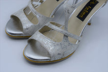 Jacksonville tango, tango shoes, white tango shoes, silver tango shoes, low heel tango shoes,sued sole