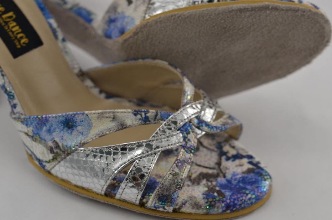 Handmade Women Dance Shoe, Suede Sole, Fabric and Leather, Handmade Tango Shoes. Handmade Women Dance Shoe, Suede Sole, Leather, Handmade Tango Shoes. Rose Tango
