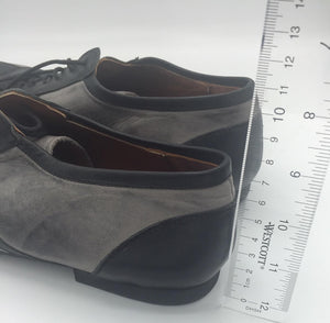 gray man tango shoes. gray men tango shoes. low heel dance shoes.sneaker dance shoes. sneaker tango shoes.Gray dance sheos, gray tango shoes. gray and black tango shoes.Men Dance Shoes. Men Tango Shoes. Handmade Tango Shoes. Argentine Tango Sneakers. Romeo Tango
